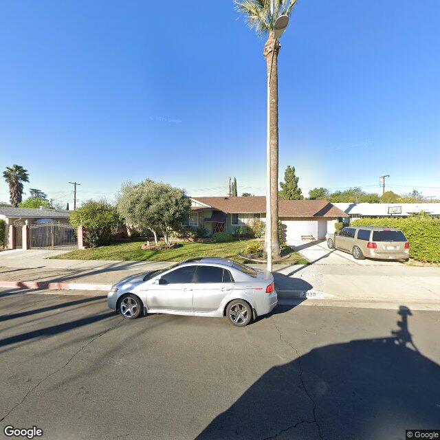 photo of 7925 GLADE AVE LOS ANGELES CA 91304