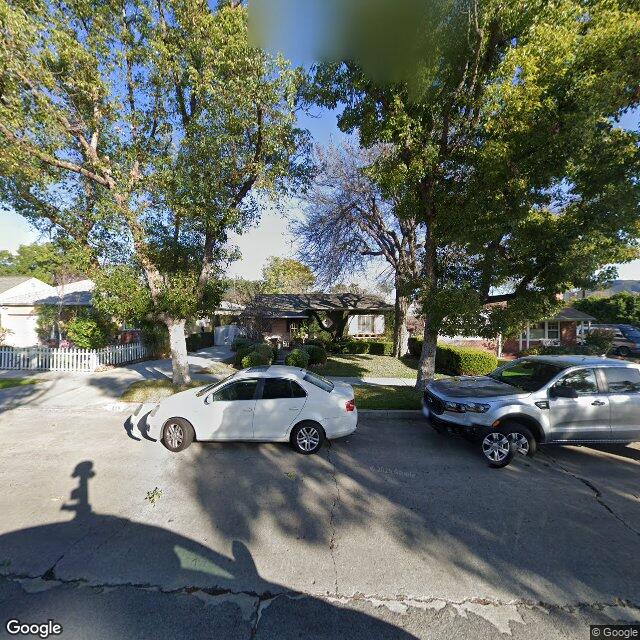 photo of 810 N KEMP ST BURBANK CA 91505