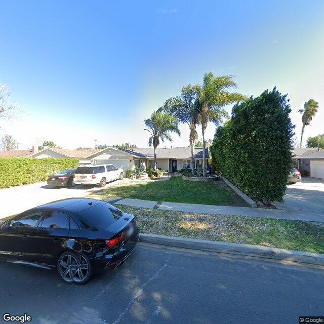 photo of 7648 KENTLAND AVE LOS ANGELES CA 91304