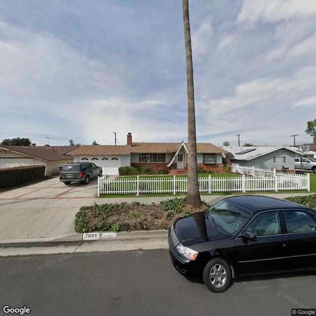 photo of 7901 HANNA AVE LOS ANGELES CA 91304