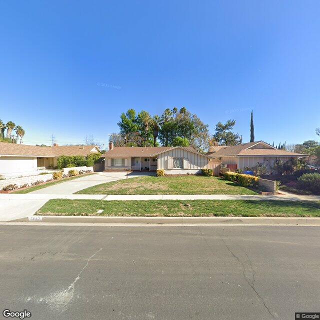 photo of 7642 CAPISTRANO AVE LOS ANGELES CA 91304