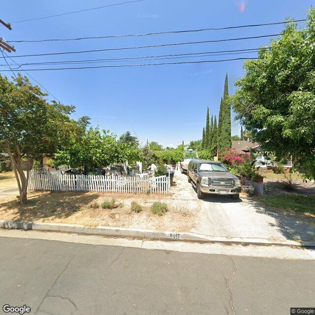 photo of 6447 SATSUMA AVE LOS ANGELES CA 91606