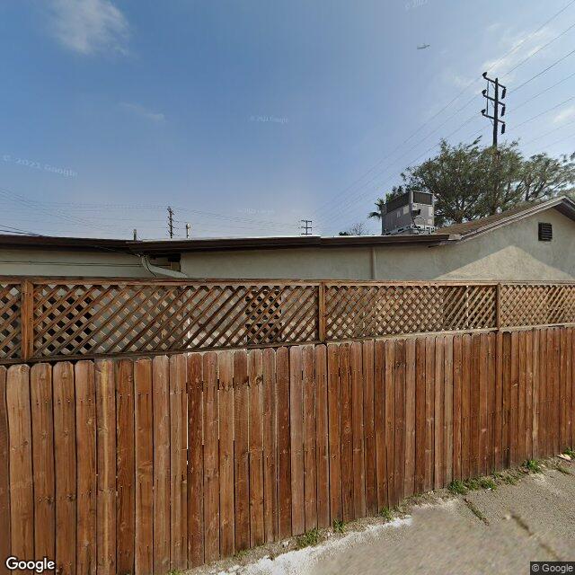 photo of 10545 CHANDLER BLVD LOS ANGELES CA 91601