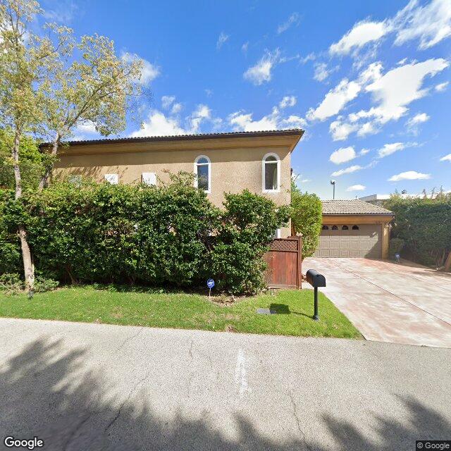 photo of 7624 MOORCROFT AVE LOS ANGELES CA 91304
