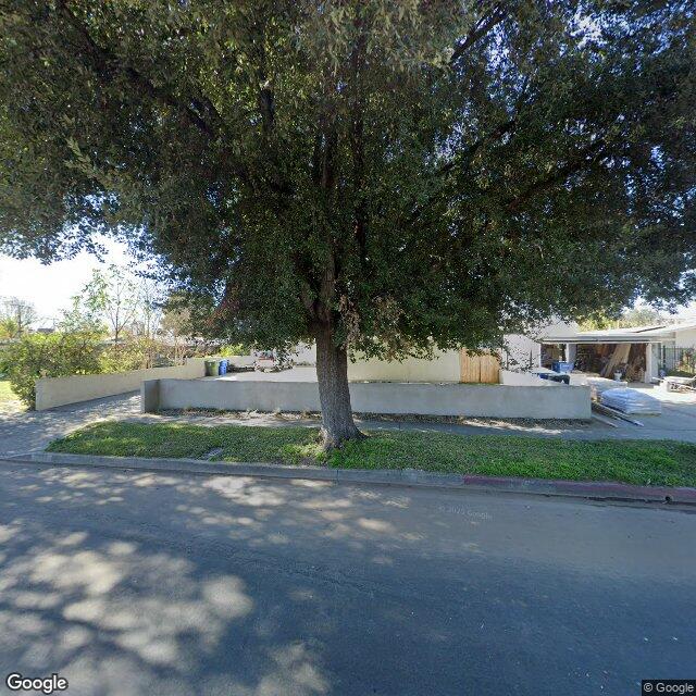 photo of 7825 KENTLAND AVE LOS ANGELES CA 91304