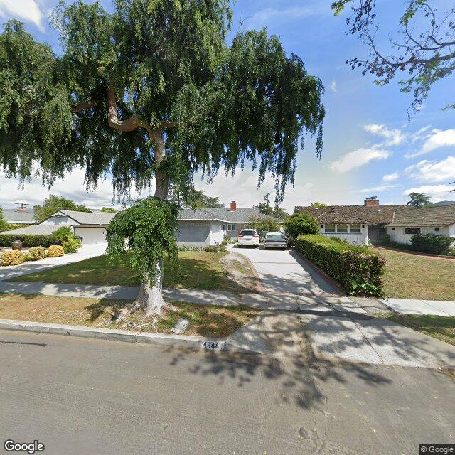 photo of 4944 AUCKLAND AVE LOS ANGELES CA 91601