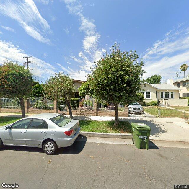 photo of 10947 OTSEGO ST LOS ANGELES CA 91601