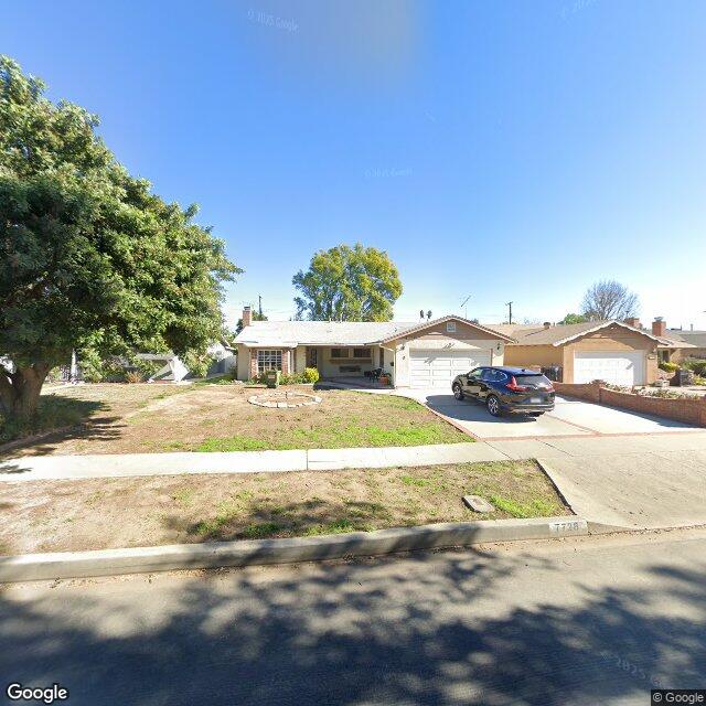 photo of 7728 KENTLAND AVE LOS ANGELES CA 91304