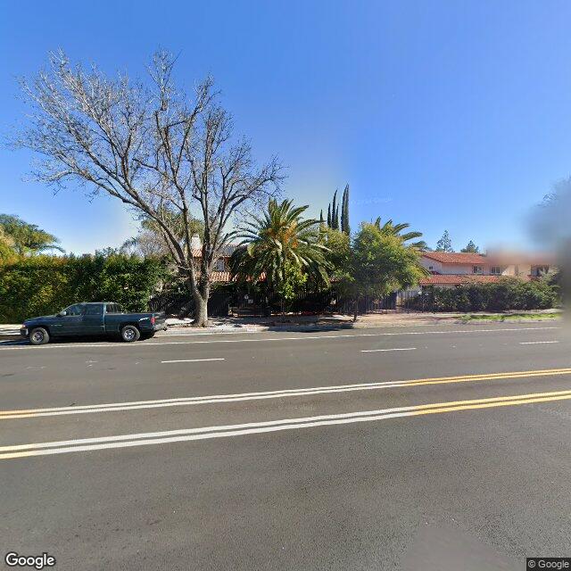 photo of 7658 SHOUP AVE LOS ANGELES CA 91304