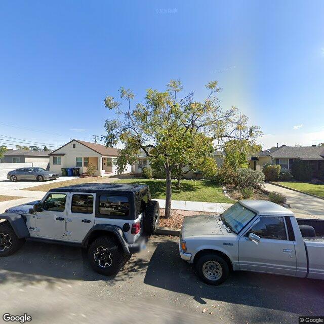 photo of 5548 AUCKLAND AVE LOS ANGELES CA 91601