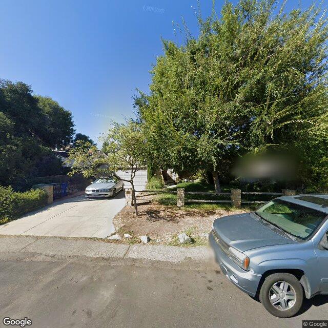 photo of 10727 LANDALE ST LOS ANGELES CA 91602