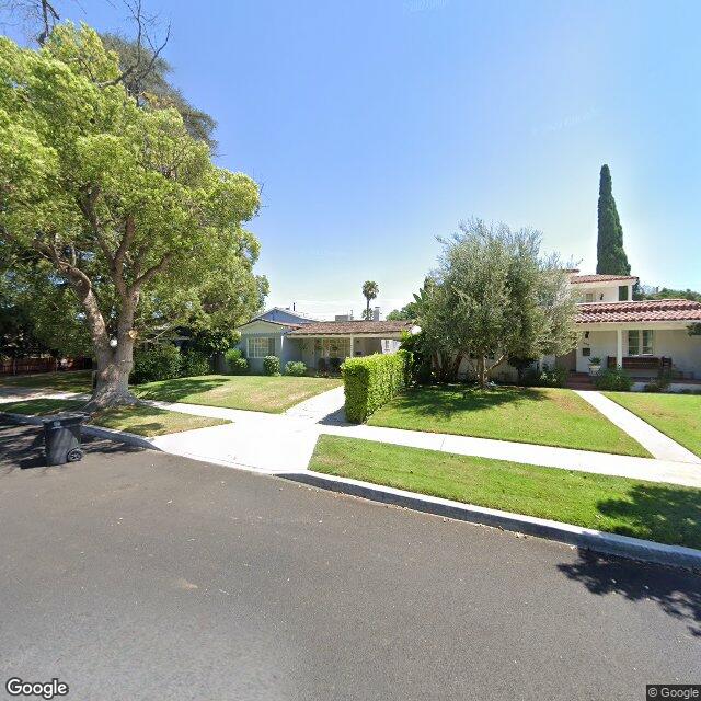 photo of 840 N KEMP ST BURBANK CA 91505