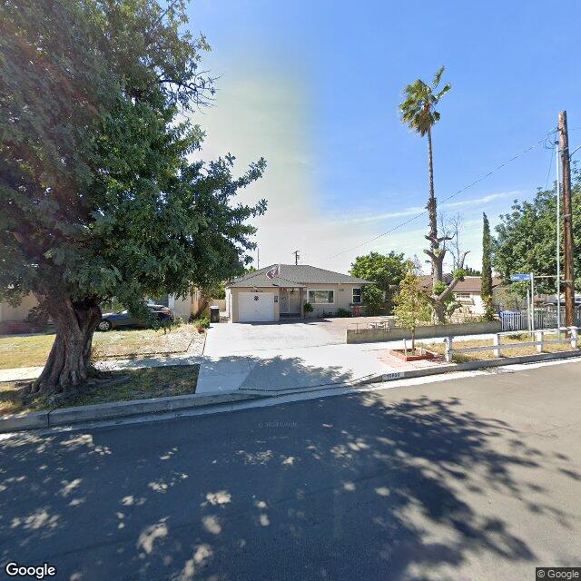 photo of 10860 LULL ST LOS ANGELES CA 91352