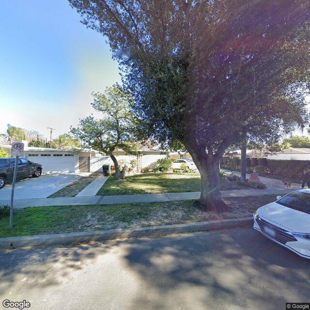 photo of 7932 KENTLAND AVE LOS ANGELES CA 91304