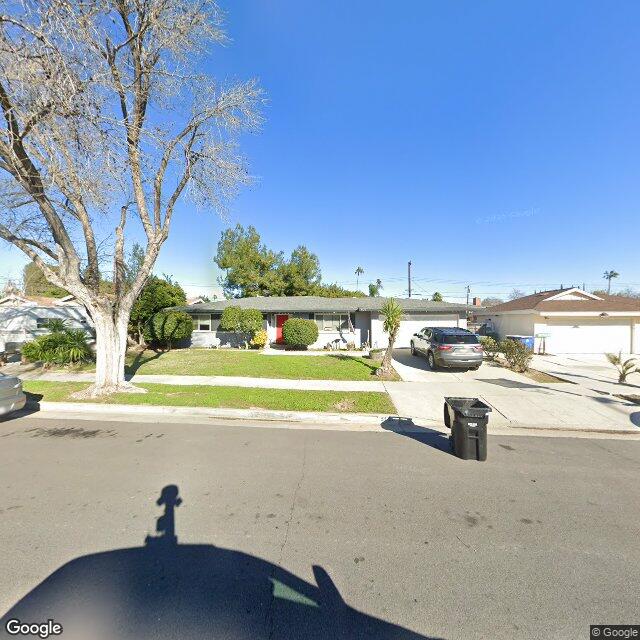 photo of 8126 ROYER AVE LOS ANGELES CA 91304