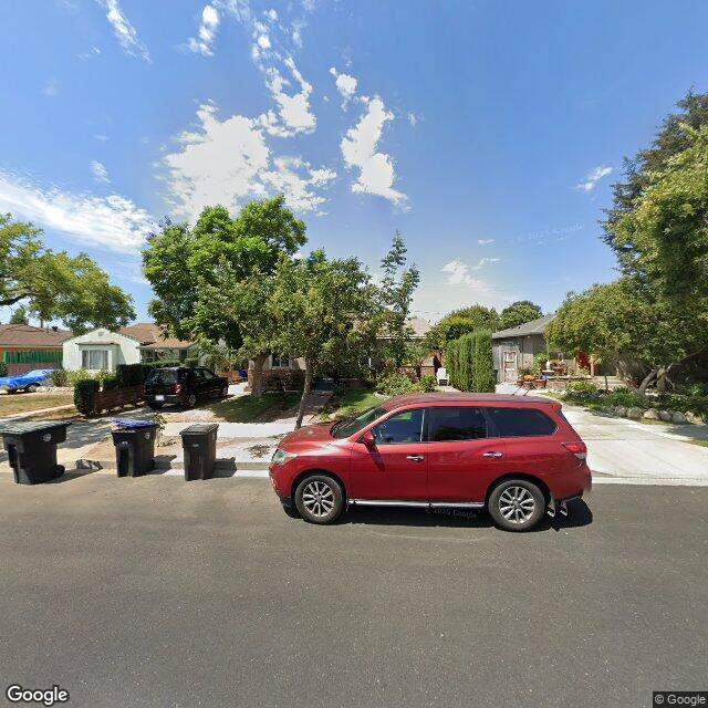 photo of 2217 N MANNING ST BURBANK CA 91505