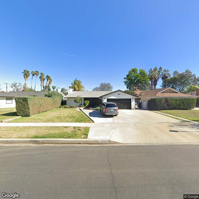 photo of 7656 CAPISTRANO AVE LOS ANGELES CA 91304