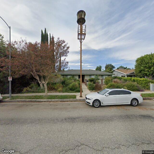 photo of 7933 WOODLAKE AVE LOS ANGELES CA 91304