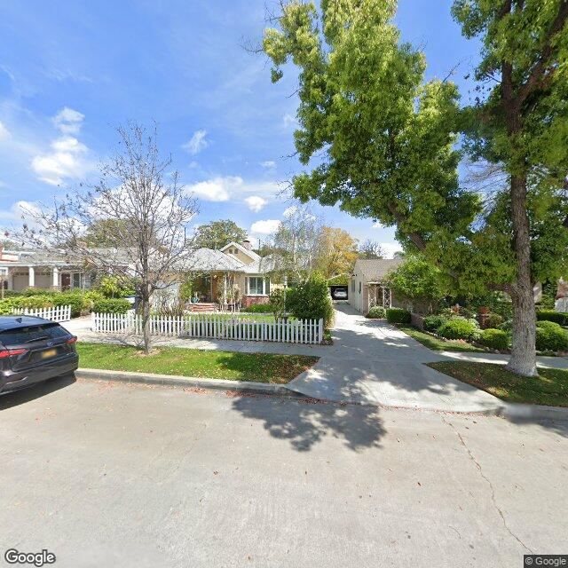 photo of 816 N KEMP ST BURBANK CA 91505