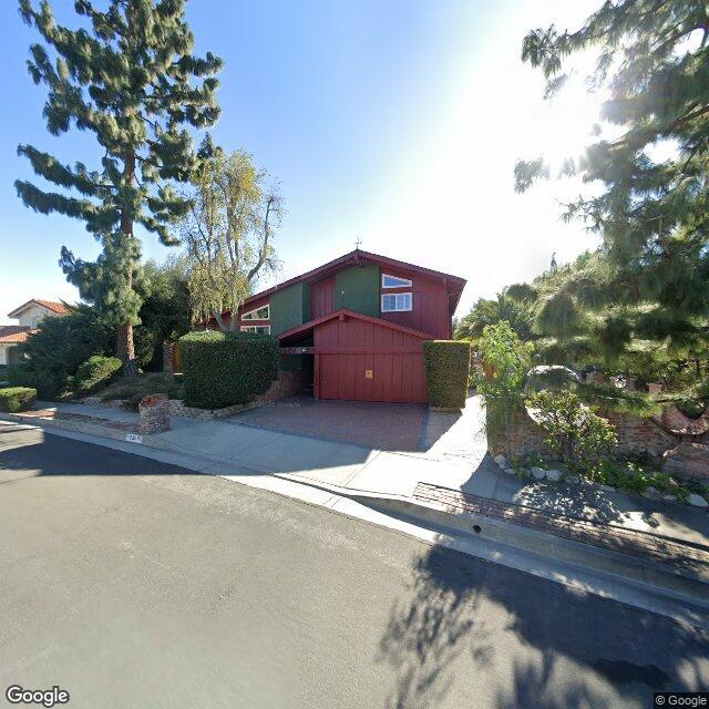 photo of 22074 BAHAMA ST LOS ANGELES CA 91304