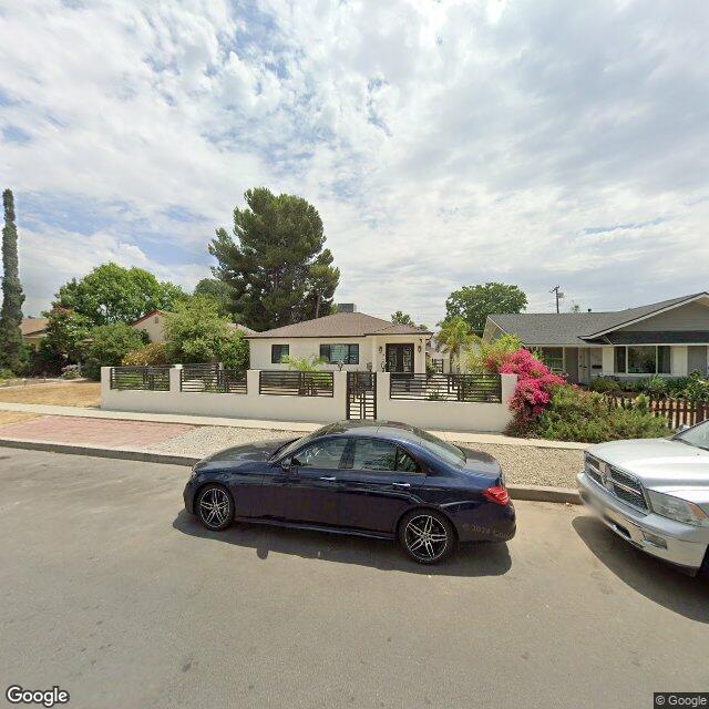 photo of 6040 WILLOWCREST AVE LOS ANGELES CA 91606