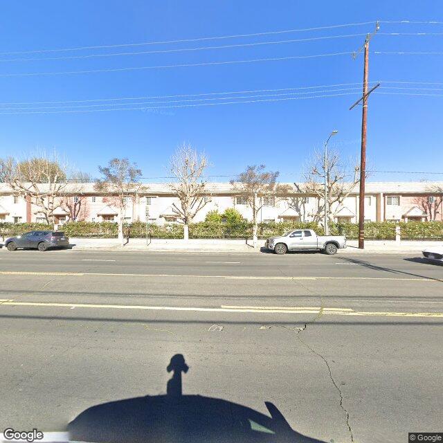 photo of 7615 GLADE AVE UNIT 122 LOS ANGELES CA 91304