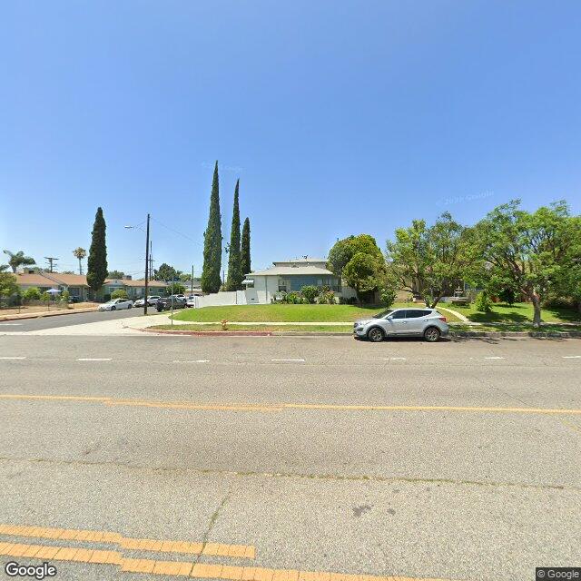 photo of 6203 CLYBOURN AVE LOS ANGELES CA 91606