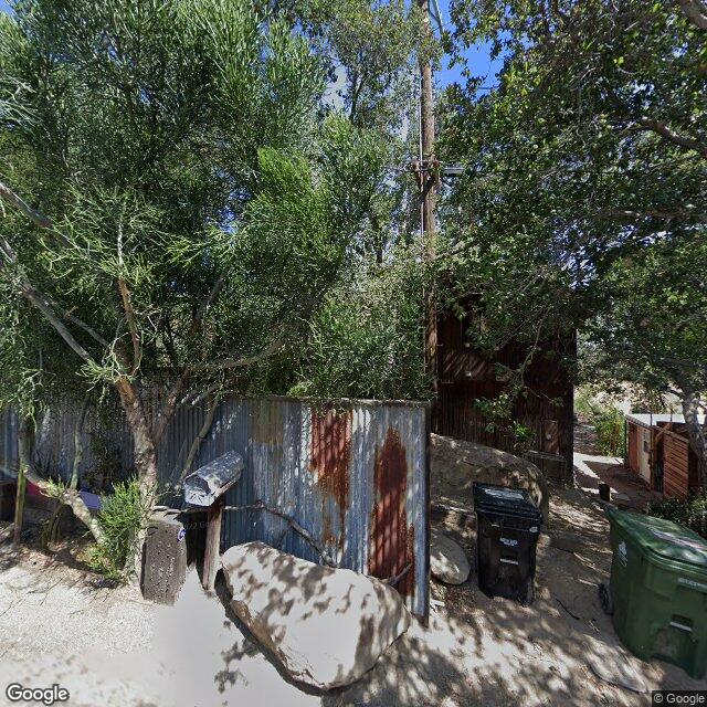 photo of 8810 CHATLAKE DR LOS ANGELES CA 91304