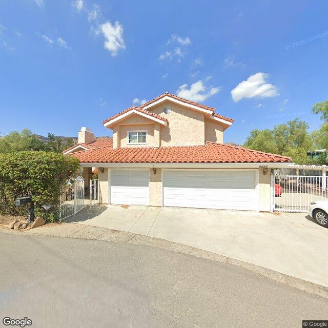 photo of 8838 CHATLAKE DR LOS ANGELES CA 91304