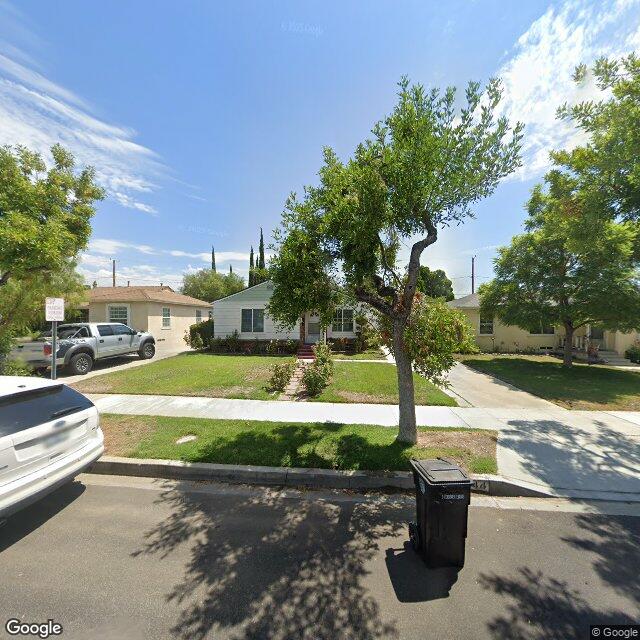 photo of 2144 N MANNING ST BURBANK CA 91505