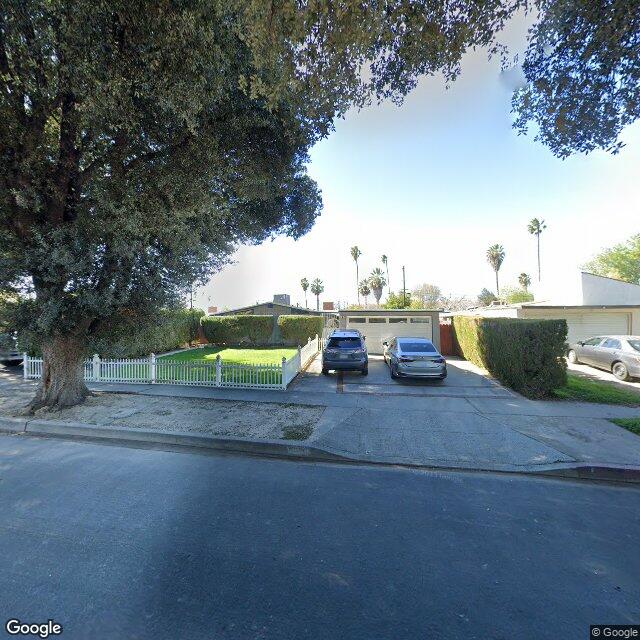 photo of 7927 KENTLAND AVE LOS ANGELES CA 91304