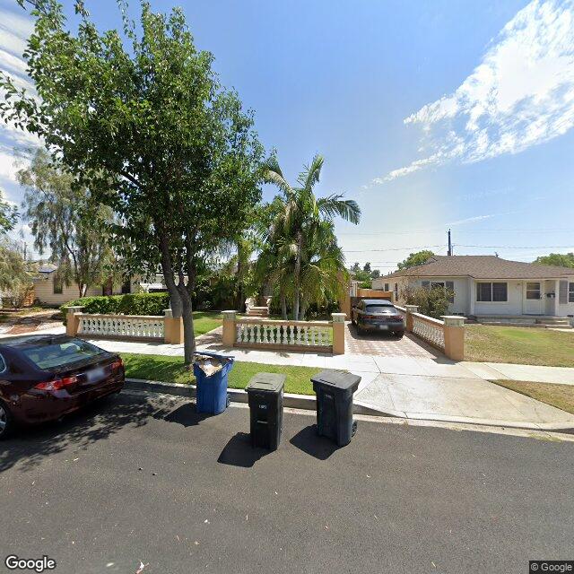 photo of 2216 N VALLEY ST BURBANK CA 91505
