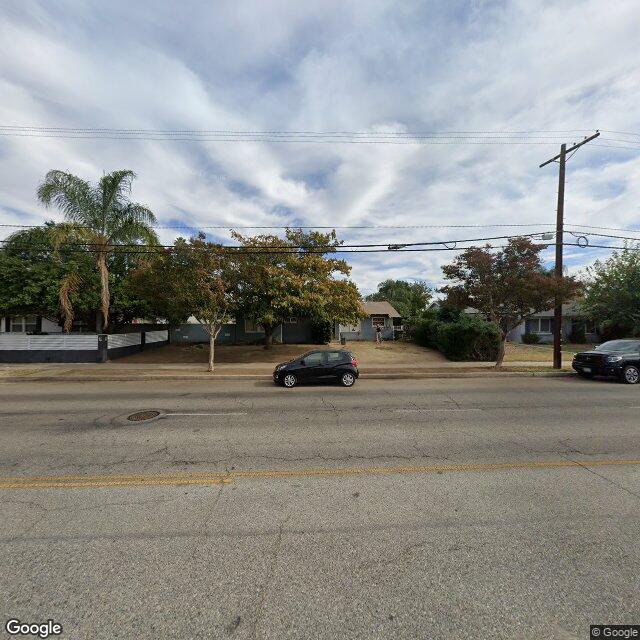 photo of 7832 WOODLAKE AVE LOS ANGELES CA 91304