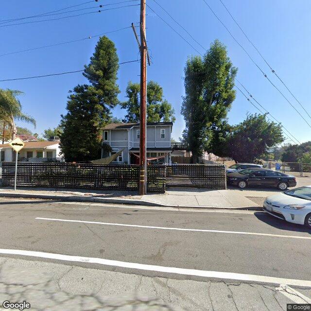 photo of 4296 VINELAND AVE LOS ANGELES CA 91602