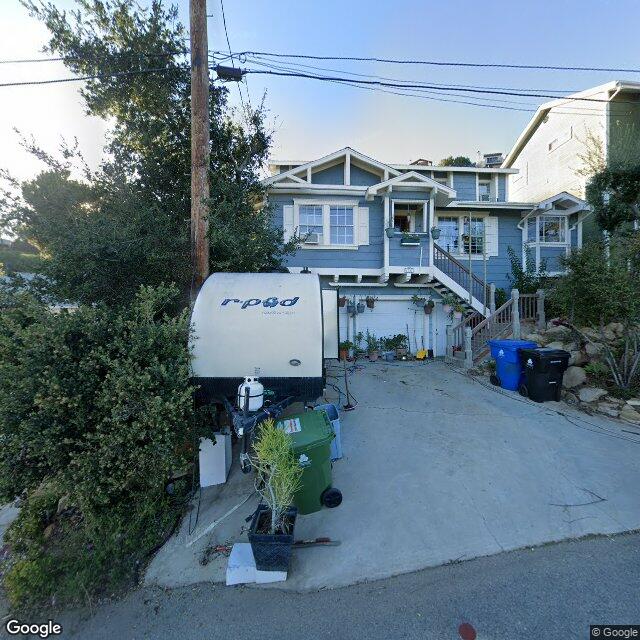 photo of 8727 CHATLAKE DR LOS ANGELES CA 91304