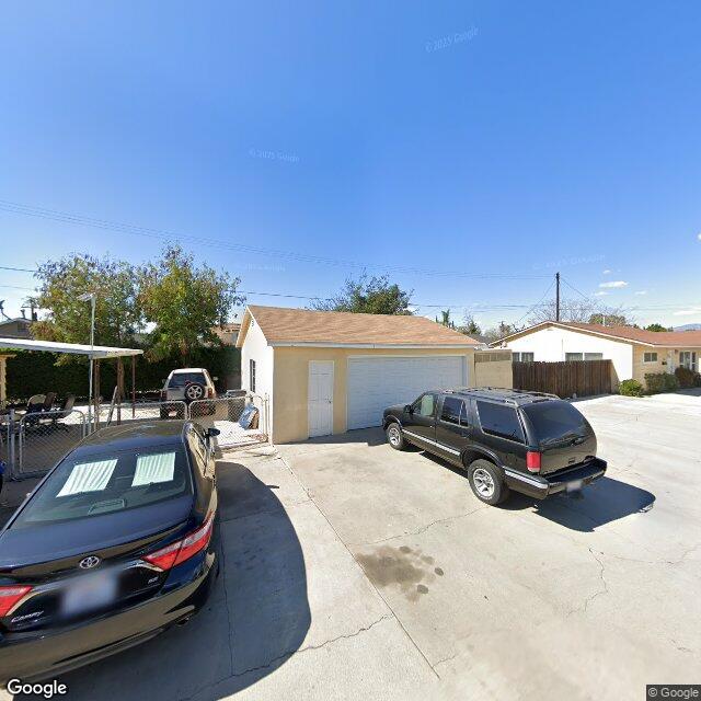 photo of 10721 STAGG ST LOS ANGELES CA 91352