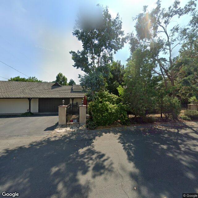 photo of 4658 SANCOLA AVE LOS ANGELES CA 91602