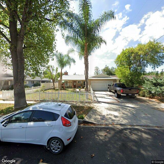 photo of 7857 MOORCROFT AVE LOS ANGELES CA 91304