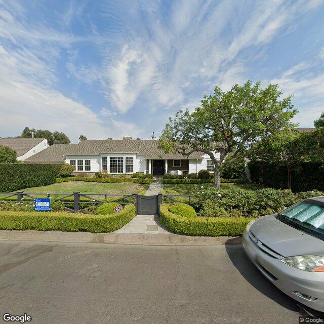 photo of 4610 SANCOLA AVE LOS ANGELES CA 91602
