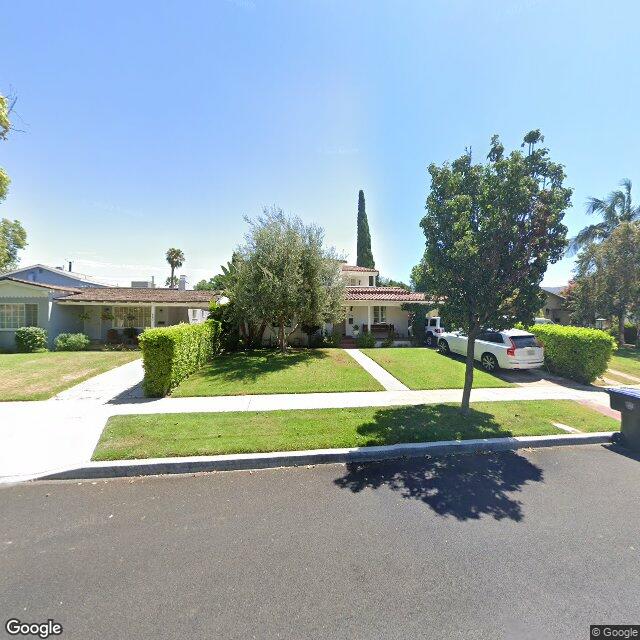 photo of 838 N KEMP ST BURBANK CA 91505