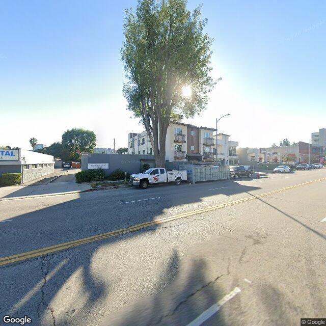 photo of 10742 RIVERSIDE DR LOS ANGELES CA 91602