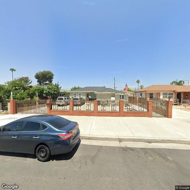 photo of 10743 LULL ST LOS ANGELES CA 91352