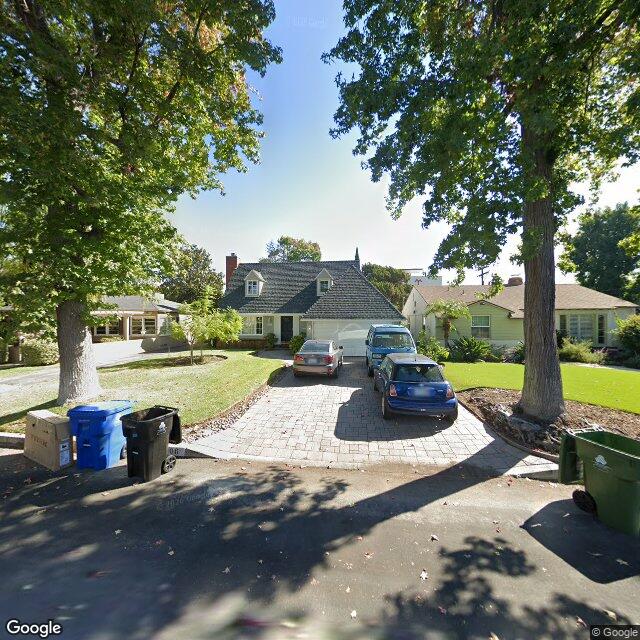 photo of 4906 WILLOWCREST AVE LOS ANGELES CA 91601