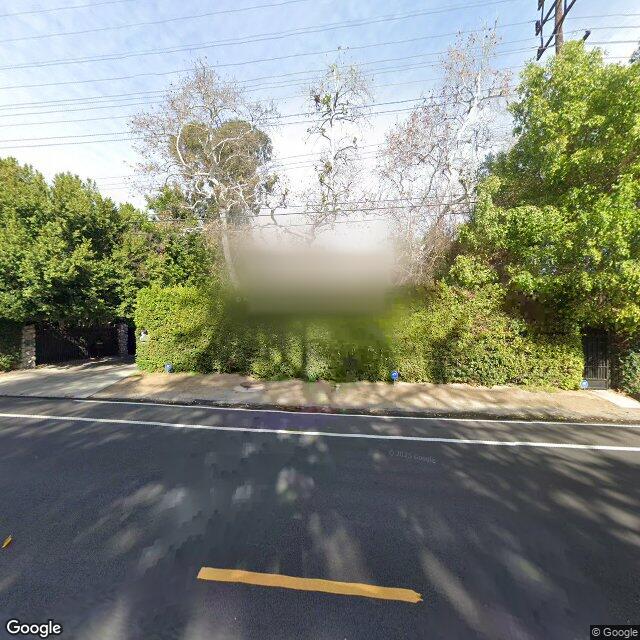 photo of 10505 CAMARILLO ST LOS ANGELES CA 91602