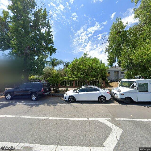 photo of 6149 CLYBOURN AVE LOS ANGELES CA 91606
