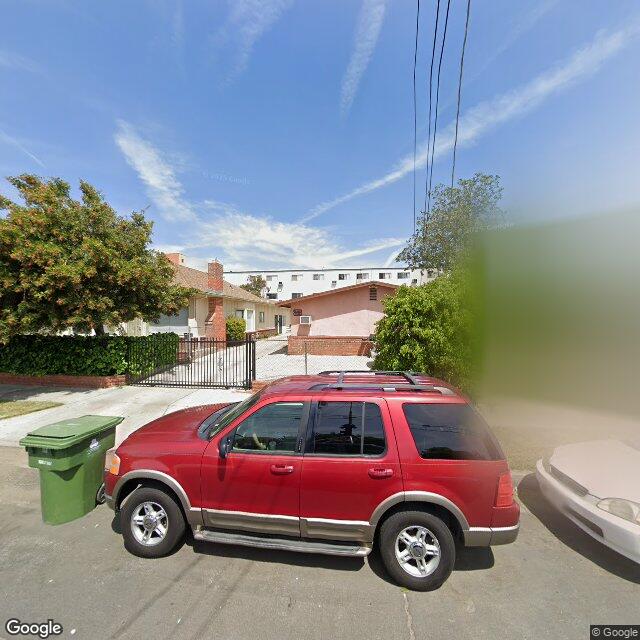 photo of 10919 ARCHWOOD ST LOS ANGELES CA 91606