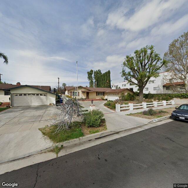 photo of 7923 HANNA AVE LOS ANGELES CA 91304