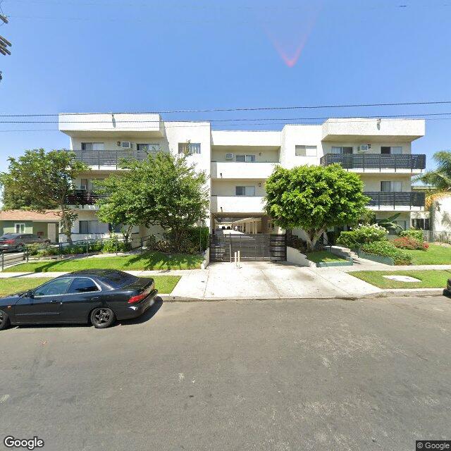 photo of 6711 CLEON AVE LOS ANGELES CA 91606