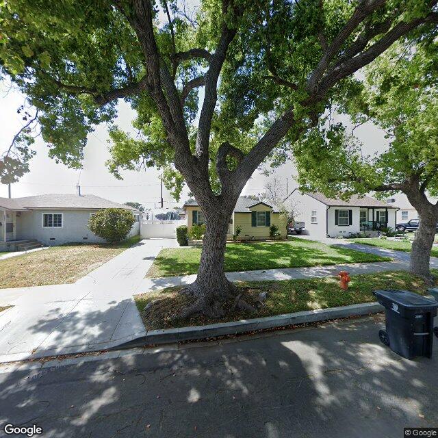 photo of 2045 N ROSE ST BURBANK CA 91505