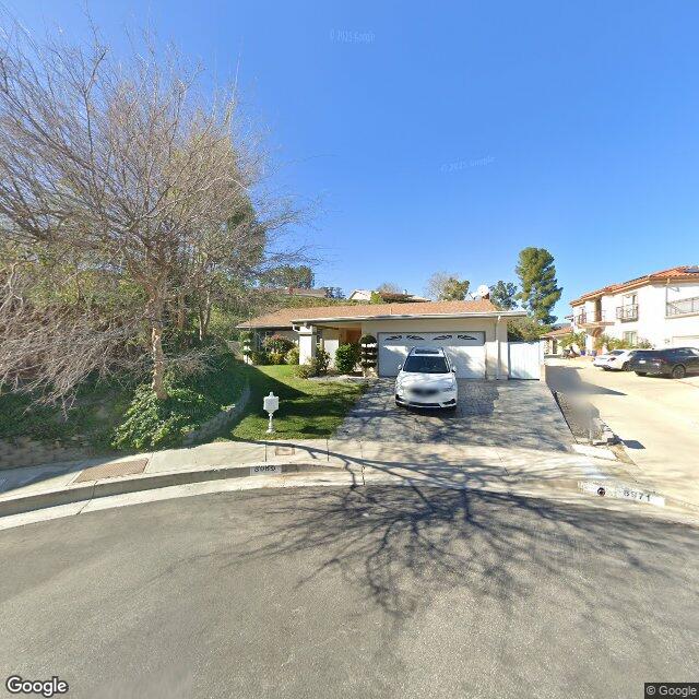 photo of 8969 HANNA AVE LOS ANGELES CA 91304
